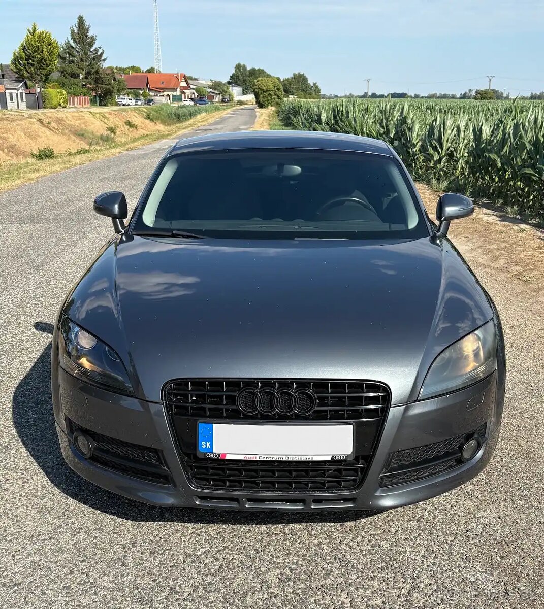 AUDI TT Kupé, 147 kW, 1984.0 cm³ - 2