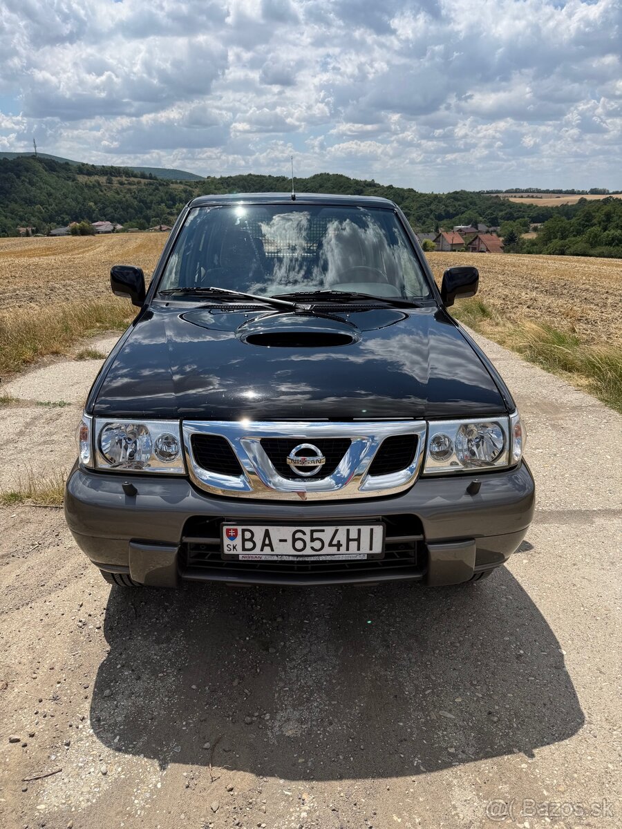 Nissan Terrano - 2