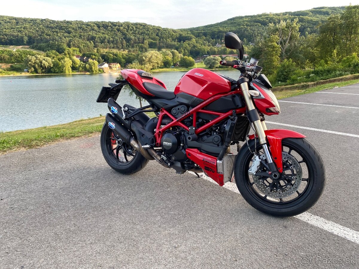 DUCATI Streetfighter 848 - 2
