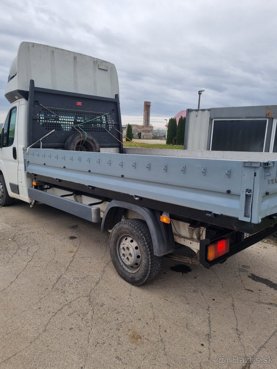 Peugeot Boxer 2.2 HDi 88kw valník 2011 - 2