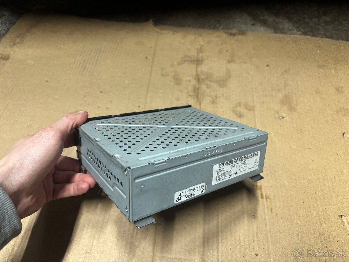 Audi a6c6 rádiový tuner - 2