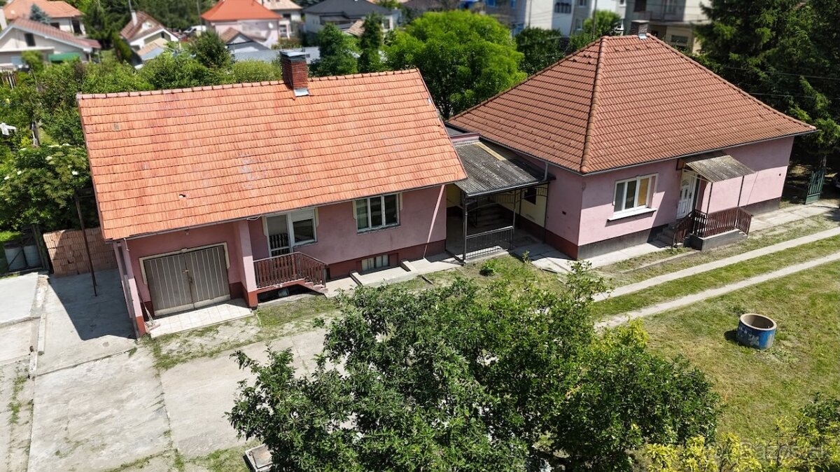 VYDRANY RODINNÝ DOM NA 1760M2 POZEMKU - 2