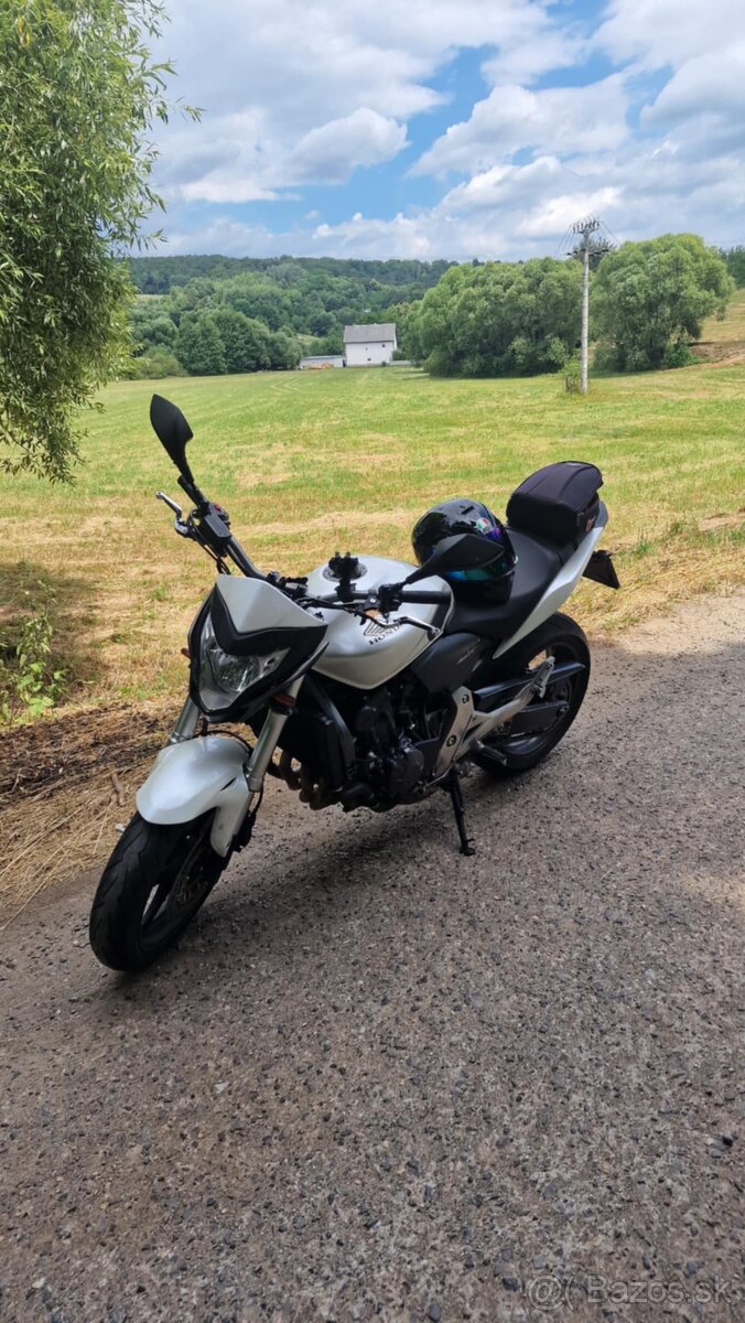 Honda hornet cb600f..rv 2011..3600eur+dohoda Snina - 2