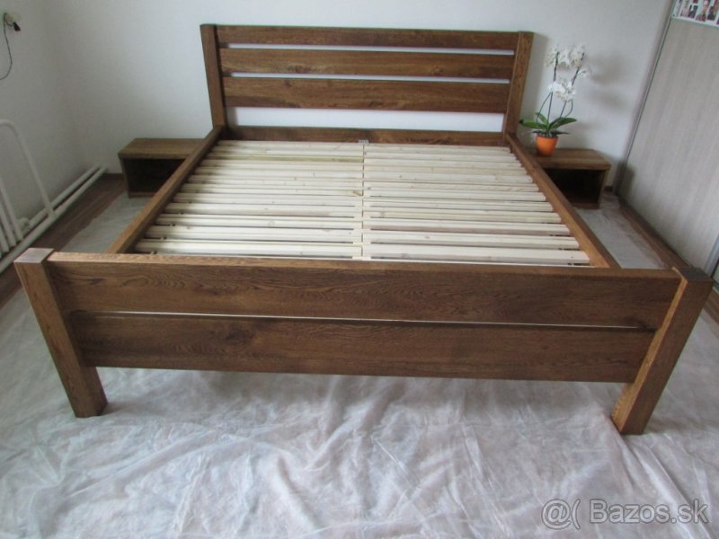 Dubová posteľ Ema + 2masívne stolíky zdarma - 2