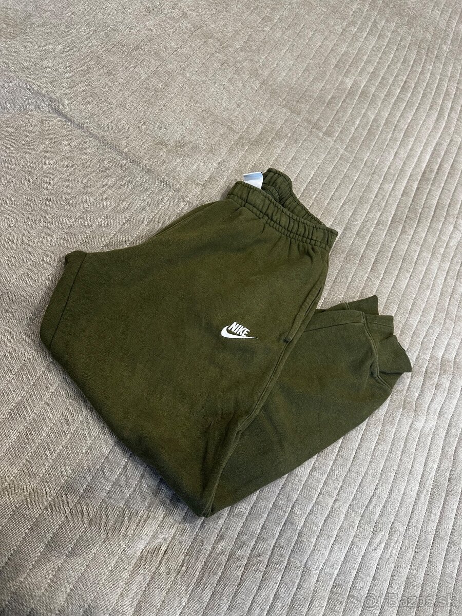 Nike tepláky - 2