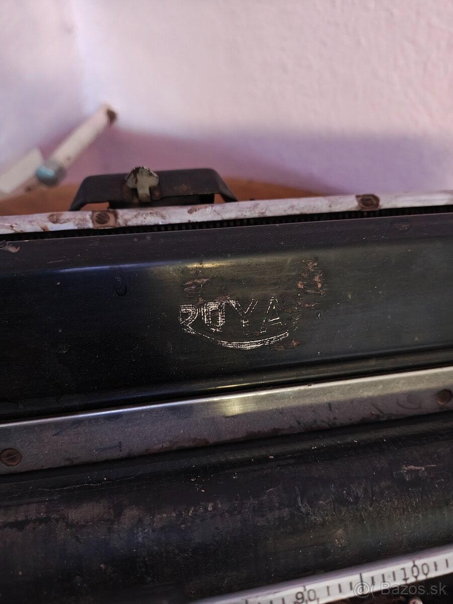 Písací stroj Royal - 2