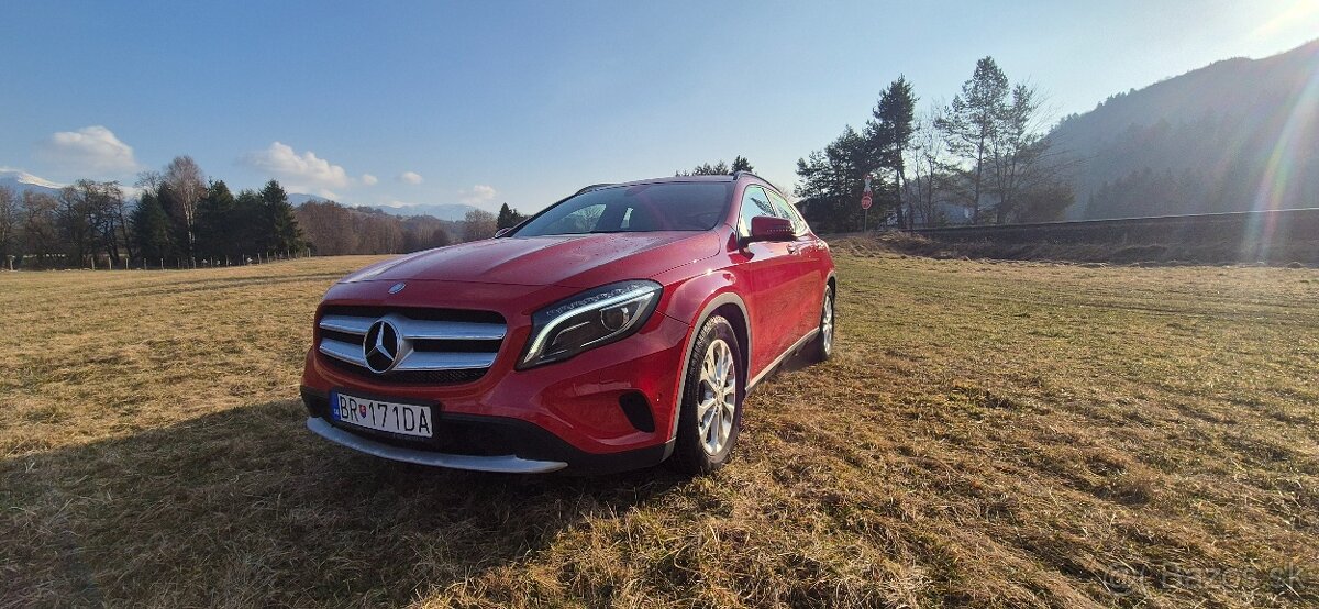 Predam Mercedes-Benz GLA 180d - 2