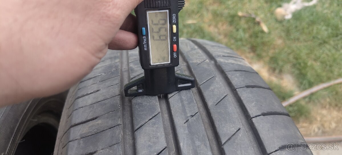Letné Goodyear EfficientGrip 215/60/17 96H - 2