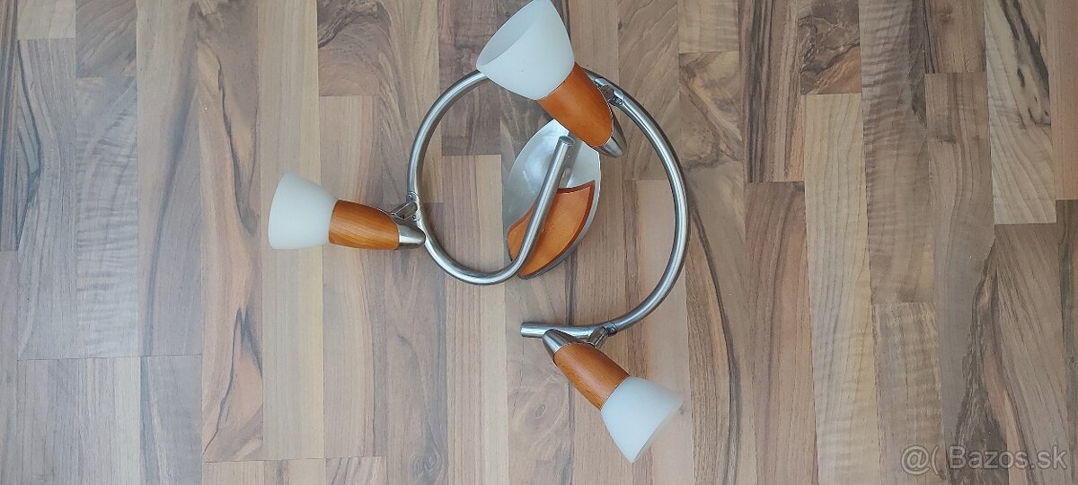 Lampa s 3osvetlením - 2