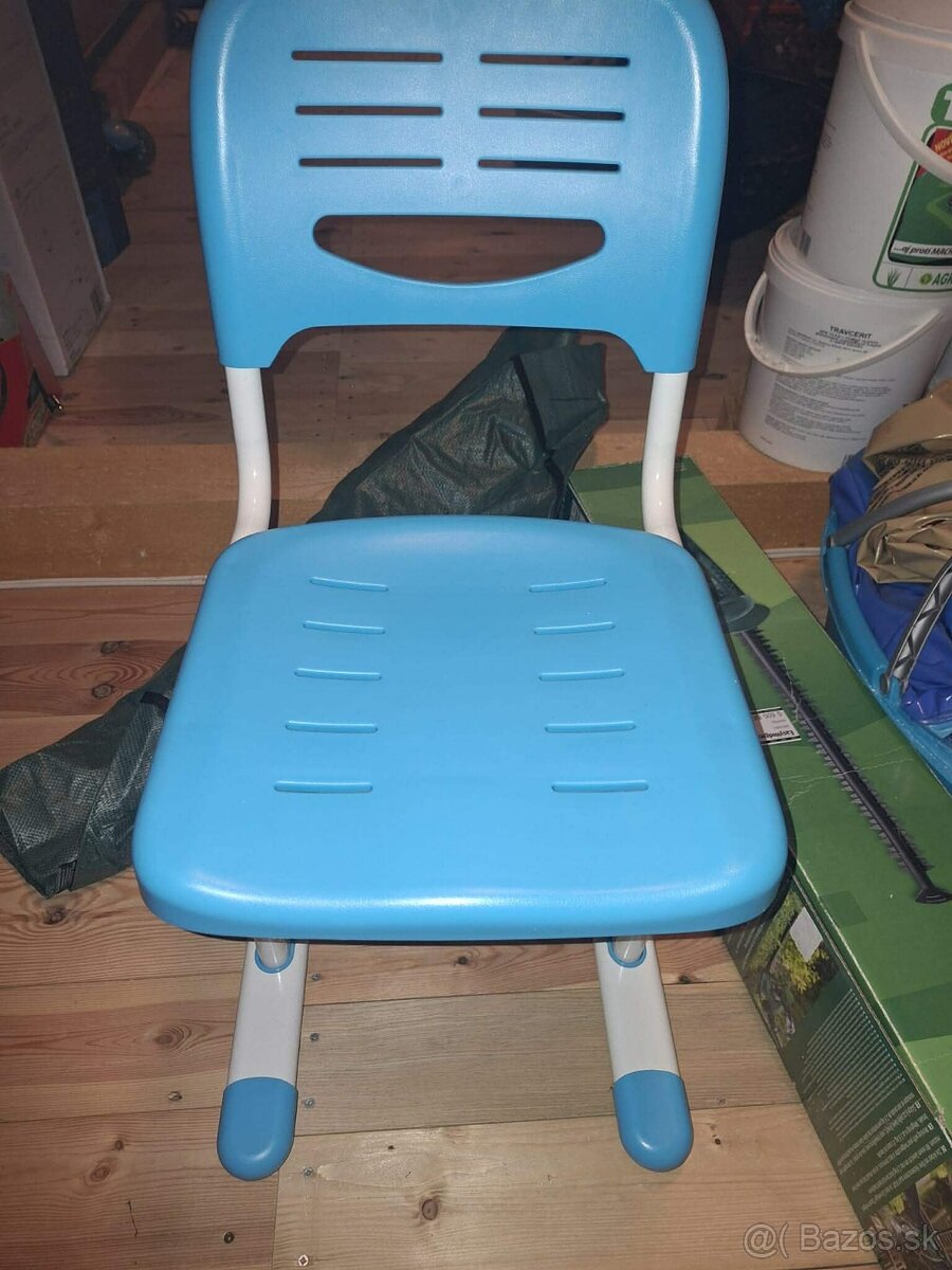 Rastúci stôl a stolička za 35€ - 2