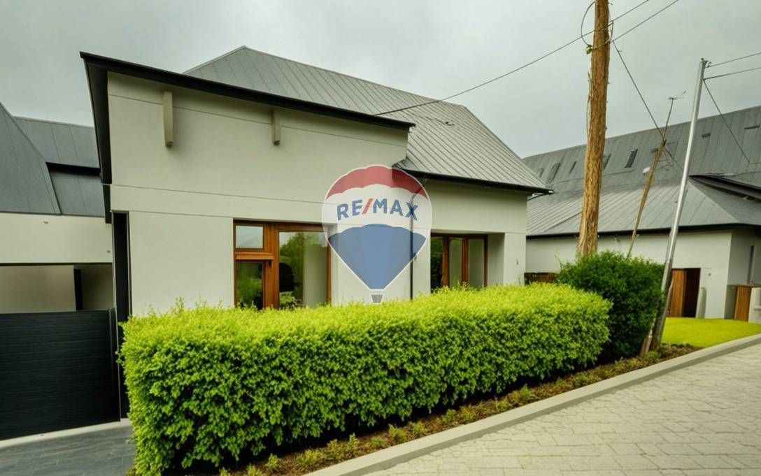 Rodinný dom 3+1 izbový, 565m2 pozemok, pri nemocnici Michalo - 2