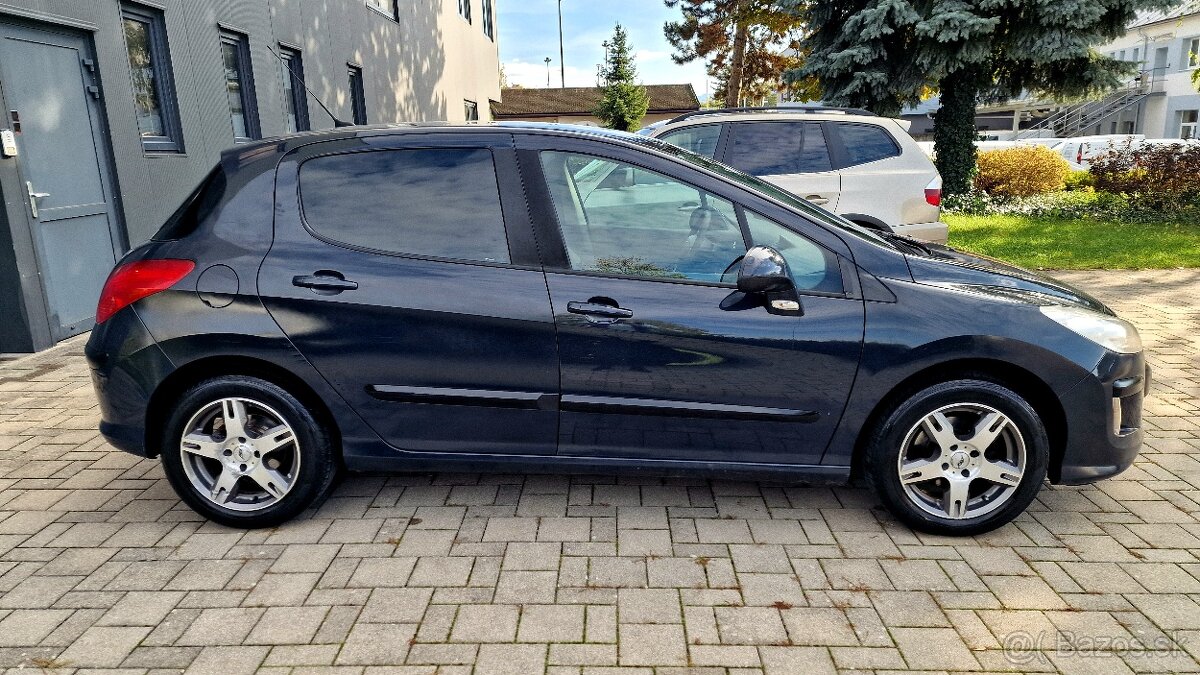 Peugeot 308 1.4i 16V - 2