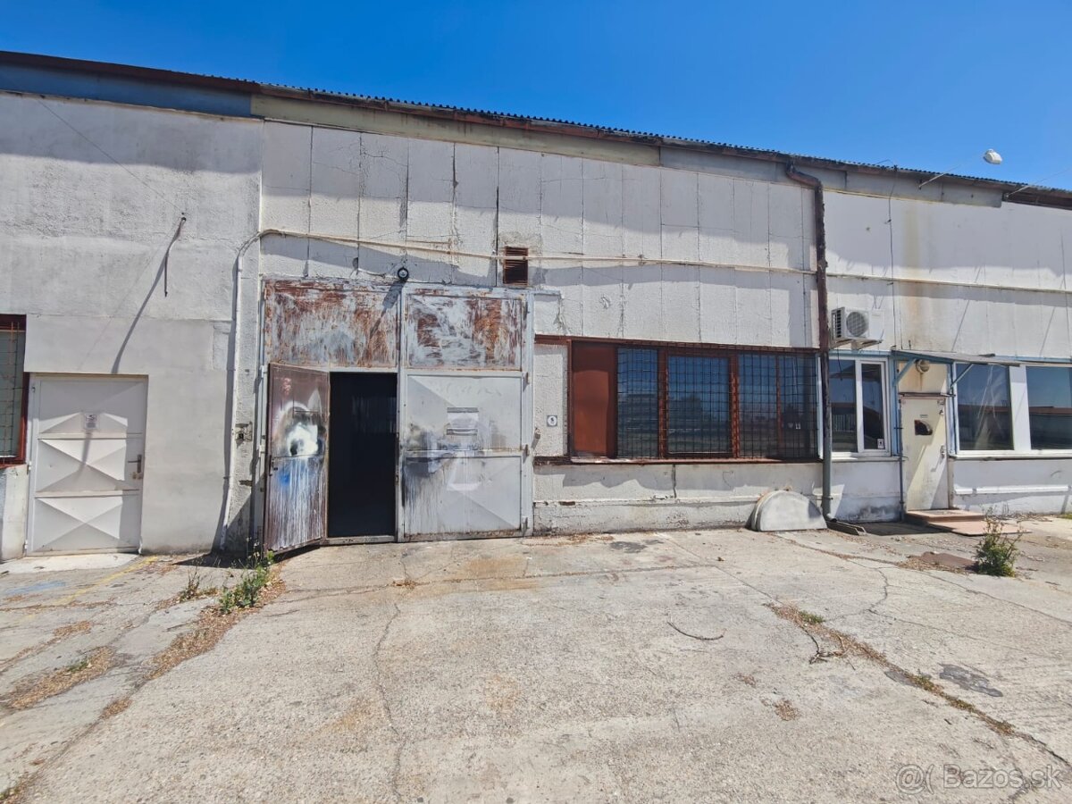 Ponúkame do prenájmu priestor na podnikateľské účely 135 m2 - 2