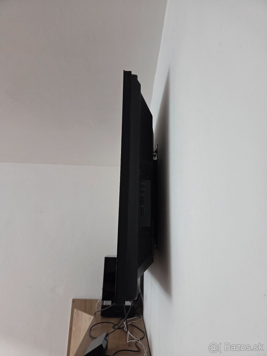 Predam starsi ale funkcny pionner plasma aj s prislusenstvom - 2