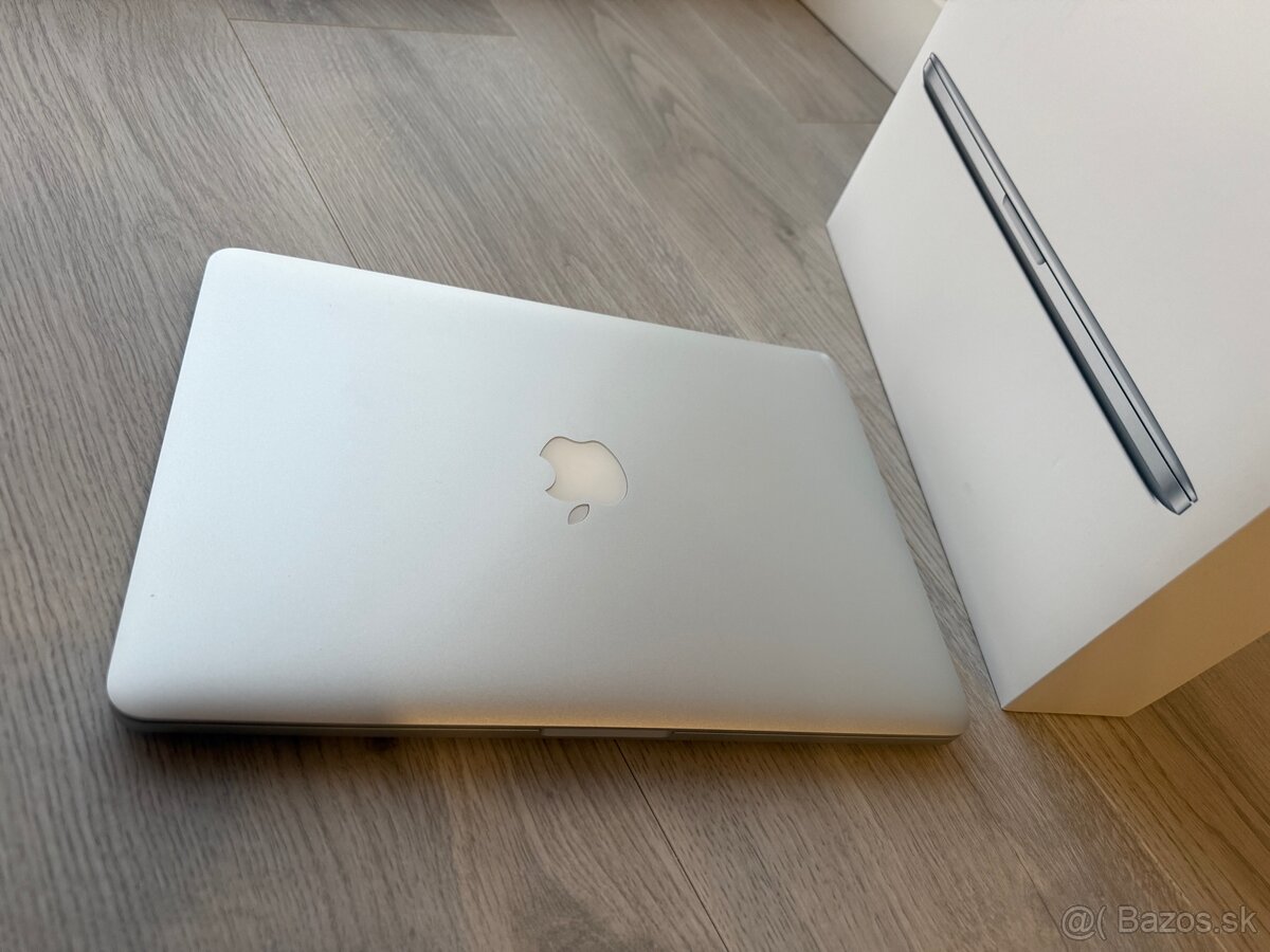 MacBook Pro 13” Retina (Early 2015) – i7 / 16 GB RAM - 2