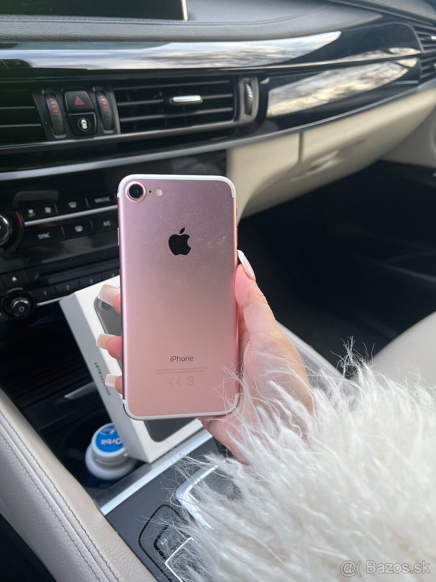 Iphone 7 ružový - 2