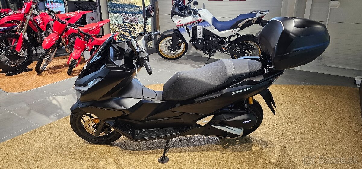 PCX125 - 2