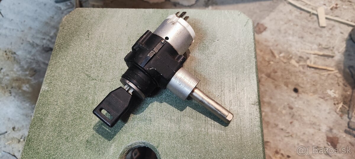 Tatra 613 spinačka - 2