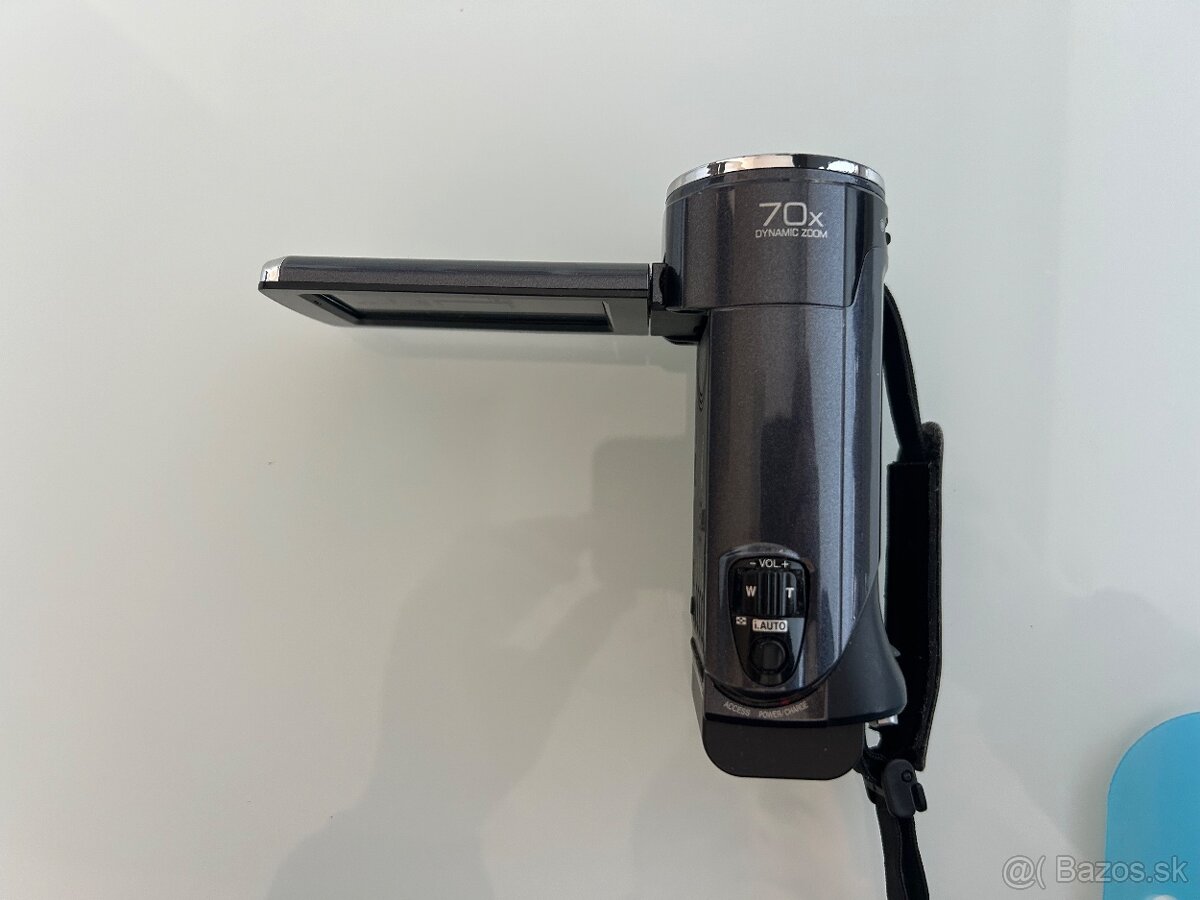 Predám kameru JVC - 2