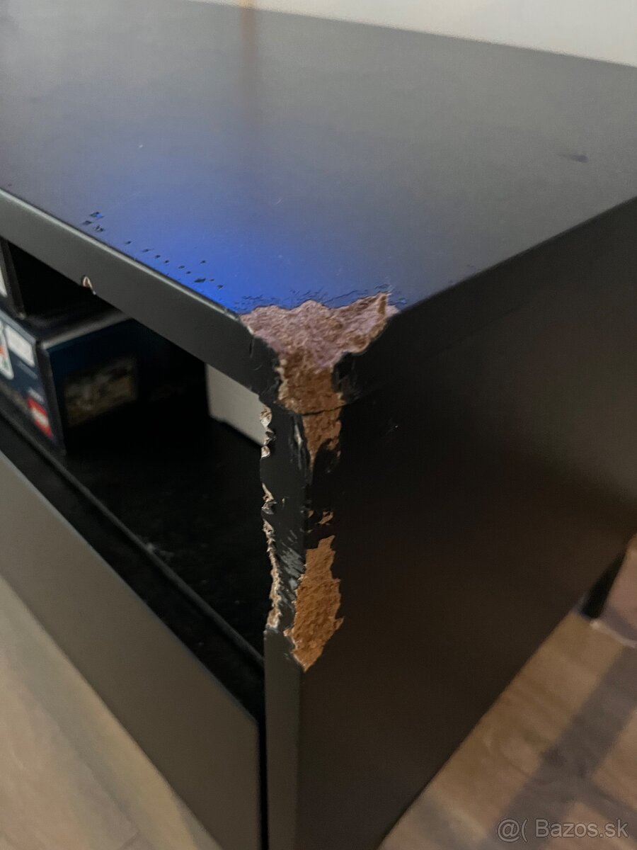 Stolik pod televizor - 2