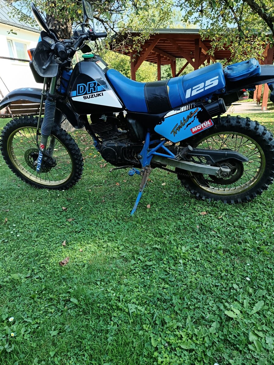 Suzuki Dr 125
