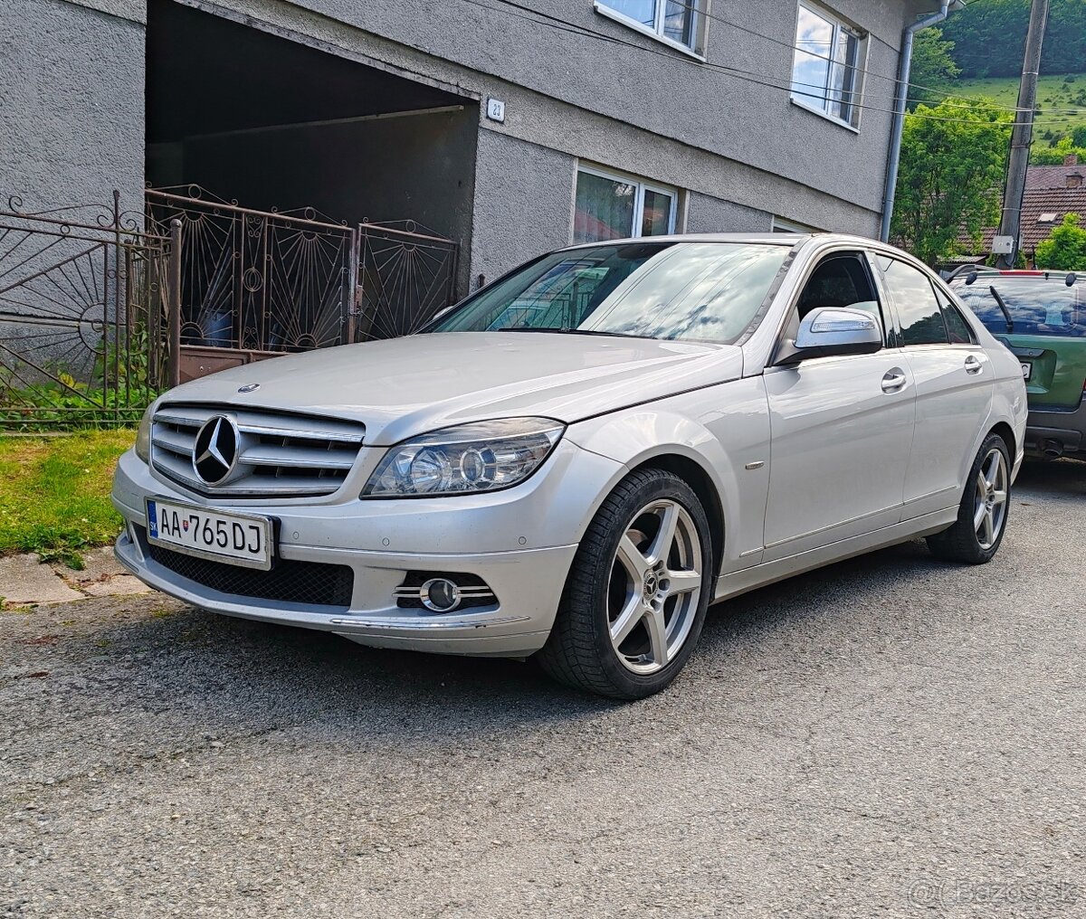 Predam Mercedes-Benz - 2