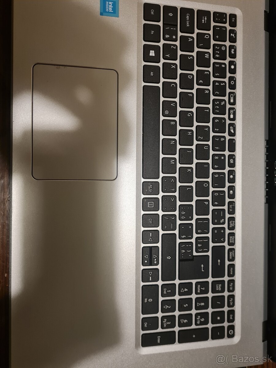 Predám acer aspire 3 - 2