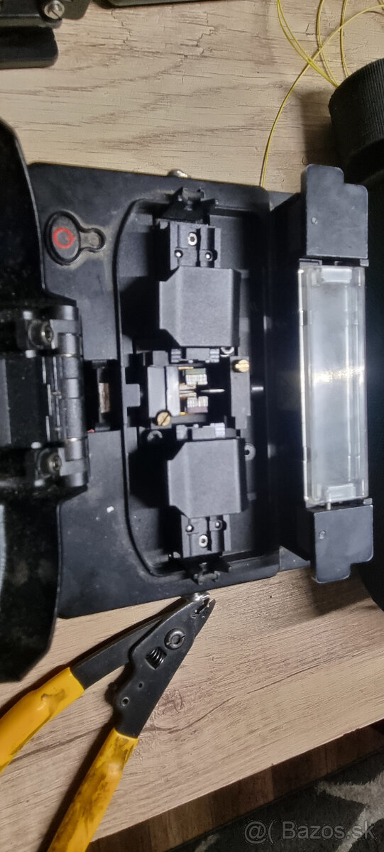 Zváračka na optické vlakna - 2