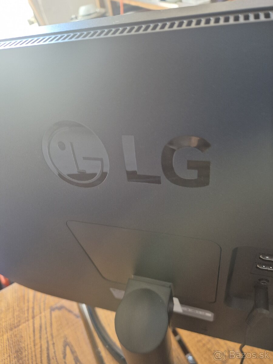 LG.Monitor - 2