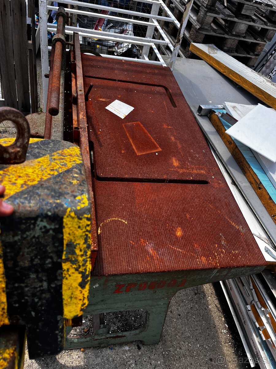 Predám ručný strihací stroj na plech (nožnice na železo) - 2