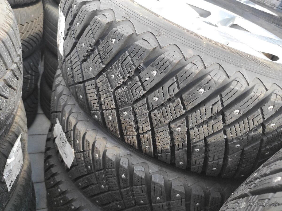 Zimna sada Audi Q3 F3 17" 5x112 215/65 R17 - 2