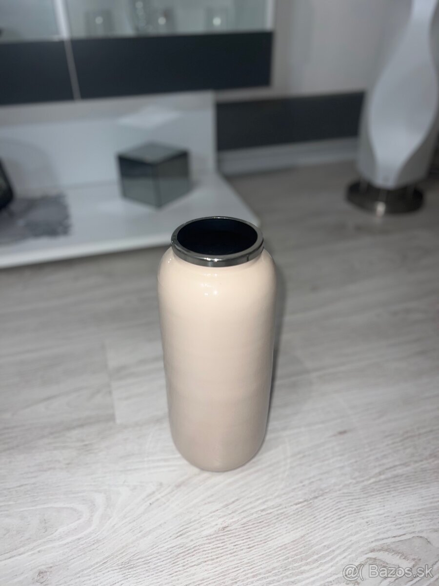 dekoratívna váza - 2