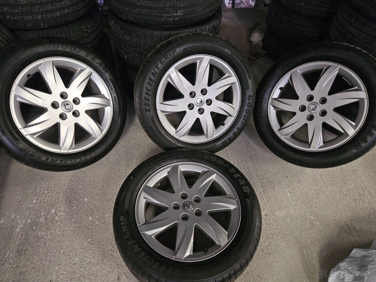 Elektrony Renault R17 - 2