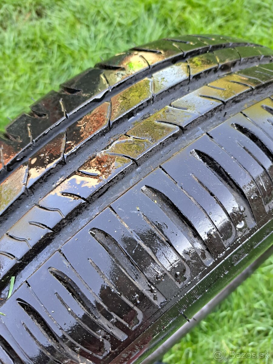 Predám plechové disky Nissan a letné pneumatiky zn. Michelin - 2