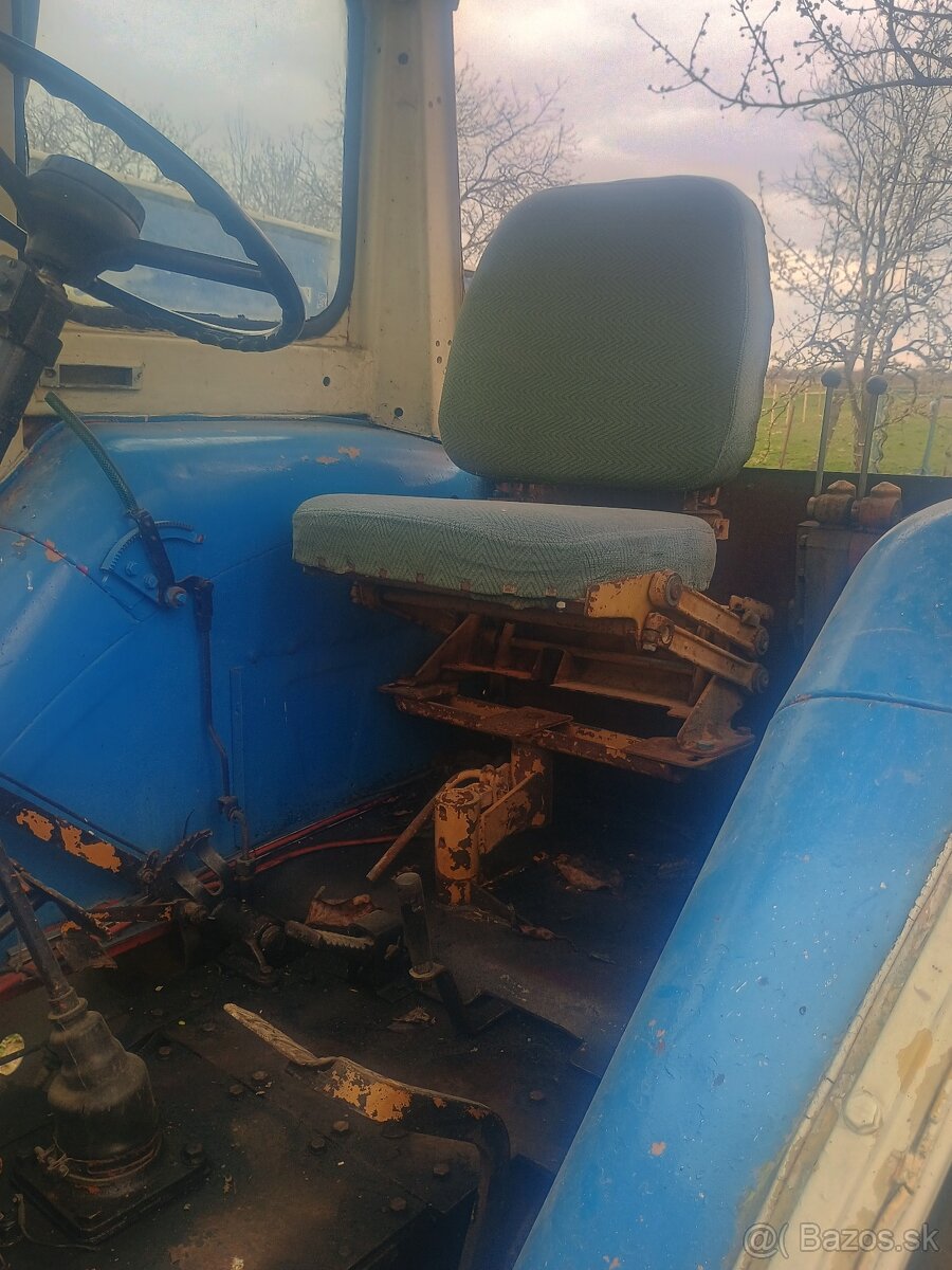 Traktor Bielorus - 2