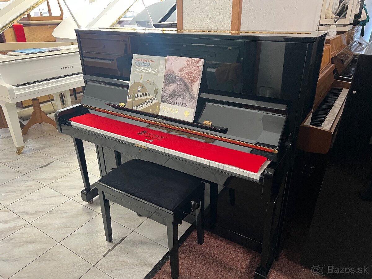 Petrof P125 v záruce, doprava je možná - 2