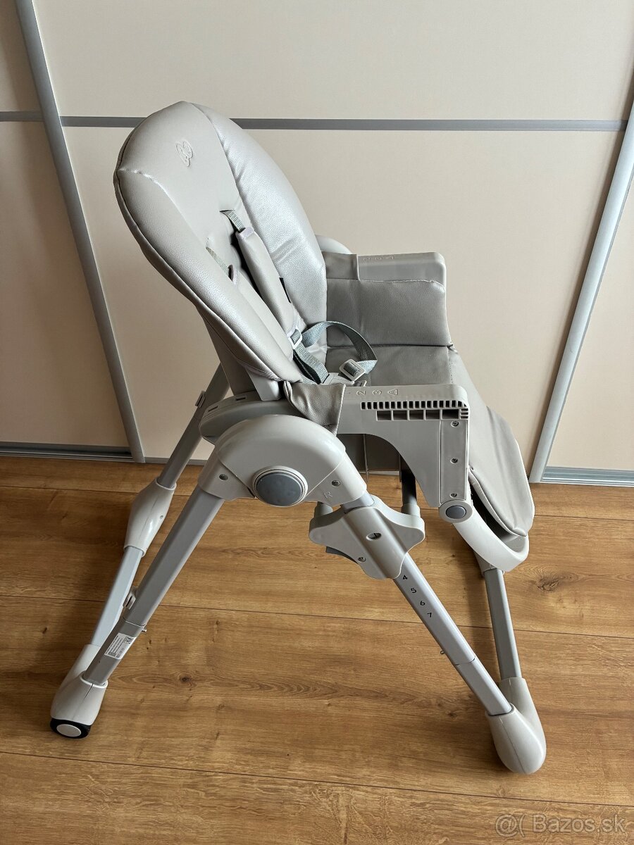 stolička na krmenie - 2