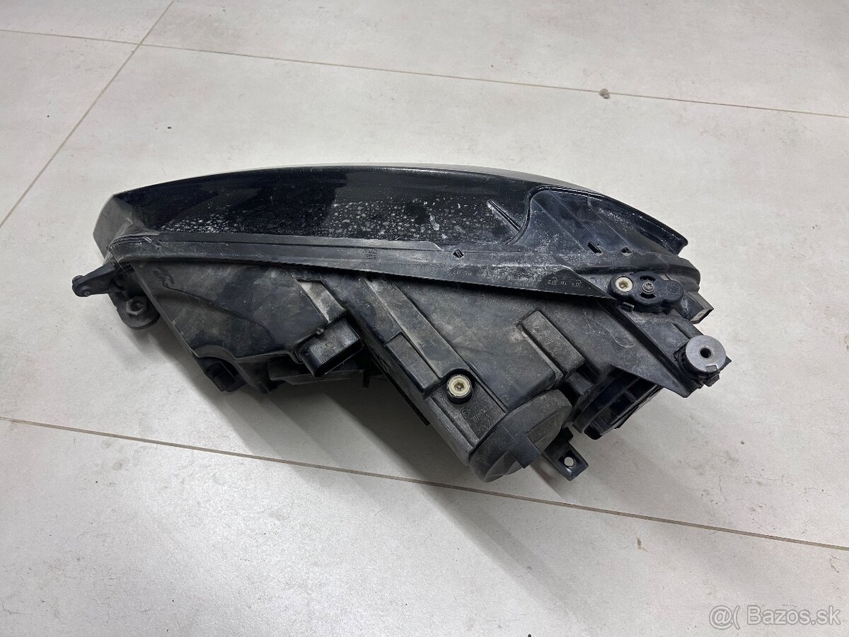 Pravý predný svetlomet VW Golf 7 - 2