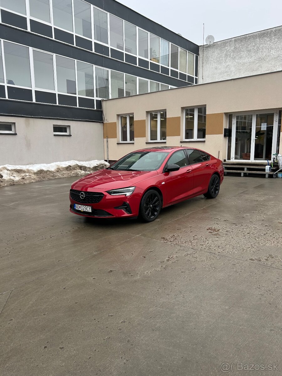 Opel Insignia 2.0 GSI - 2