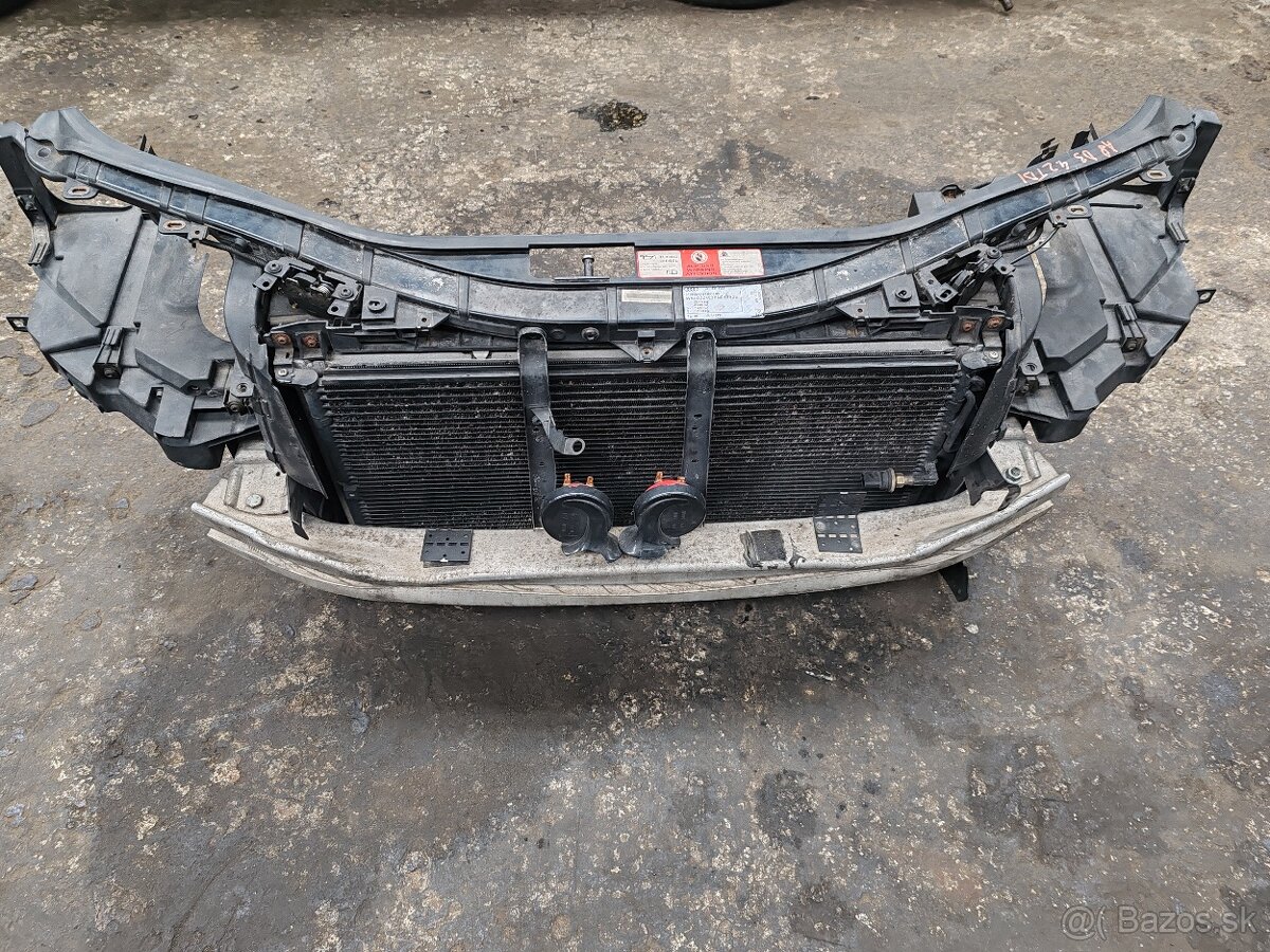 Audi A8 D3 4E 4.2 TDI chladičova stena - 2