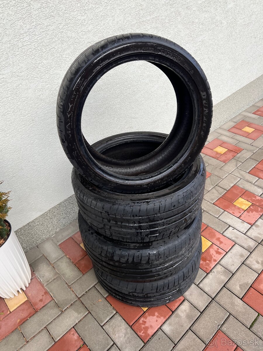 LETNÉ PNEU 225/40 R18 - 2