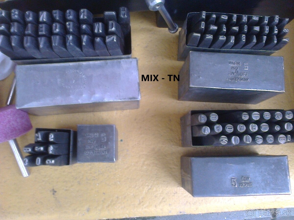 Vybavenie dielne - mix náradia. - 2