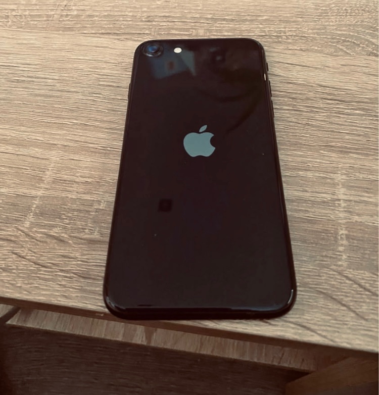 Apple iPhone SE 2022 64GB BLACK - 2