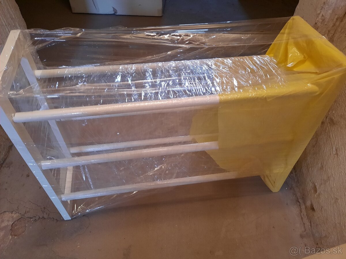 Vešiaky na stenu - 2