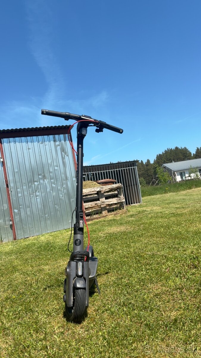 Segway eKickScooter Ninebot F3 E - 2