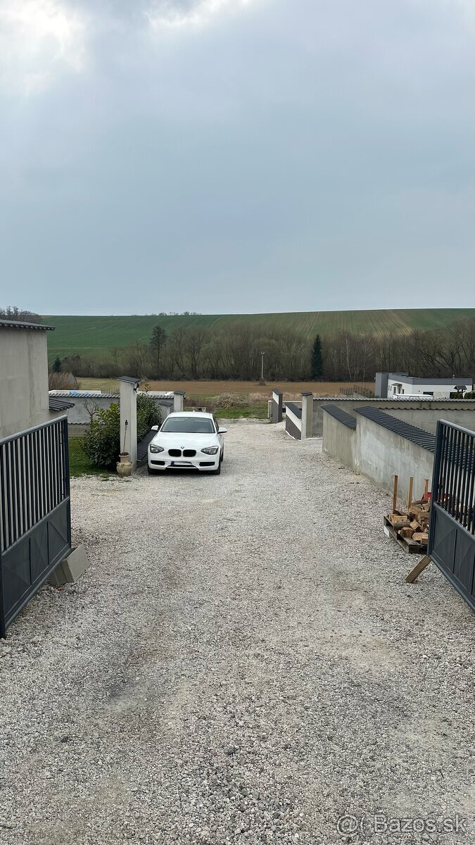 Stavebný pozemok 491m2 - 2