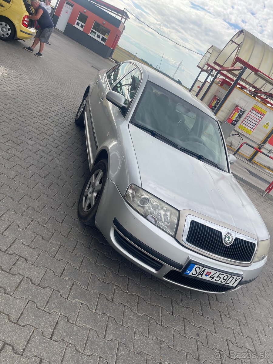 ŠKODA SUPERB 1.8T - 2