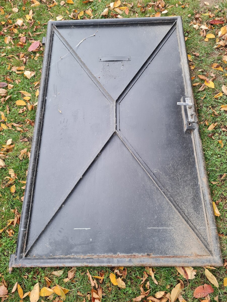 Predám pevnú železnú bránu. - 2