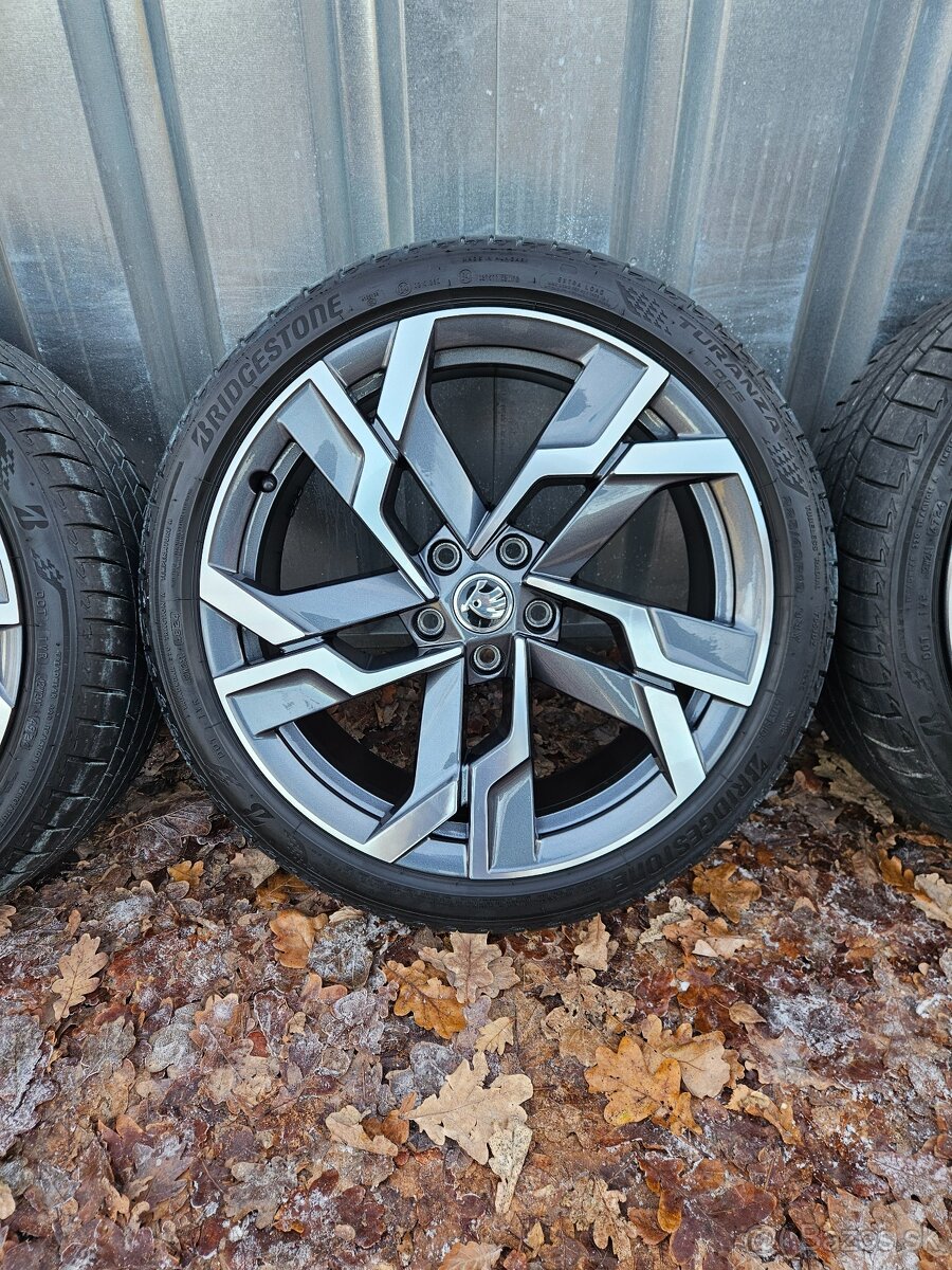 Letní alu kola Sagitarius 19" Škoda Karoq 225/40 R19 - 2