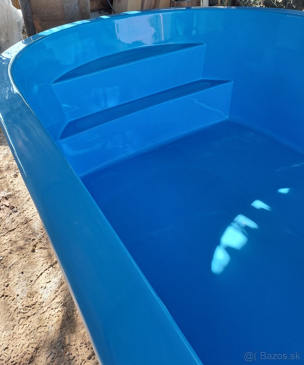 Bazén sklolaminátový - 2